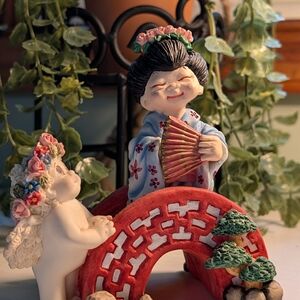 Dreamsicles International Collection Oriental Figurine